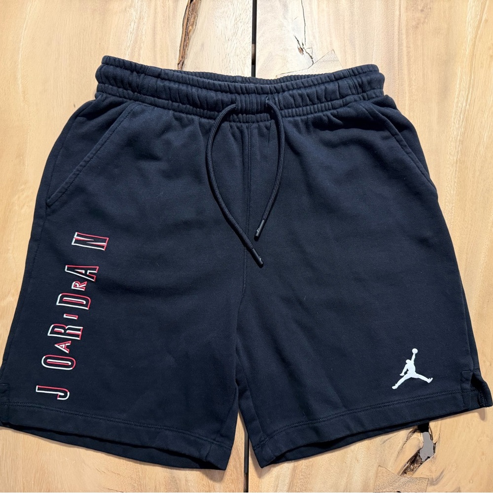 NIKE MEN’S JORDAN FLEECE BLACK SHORTS (XS)